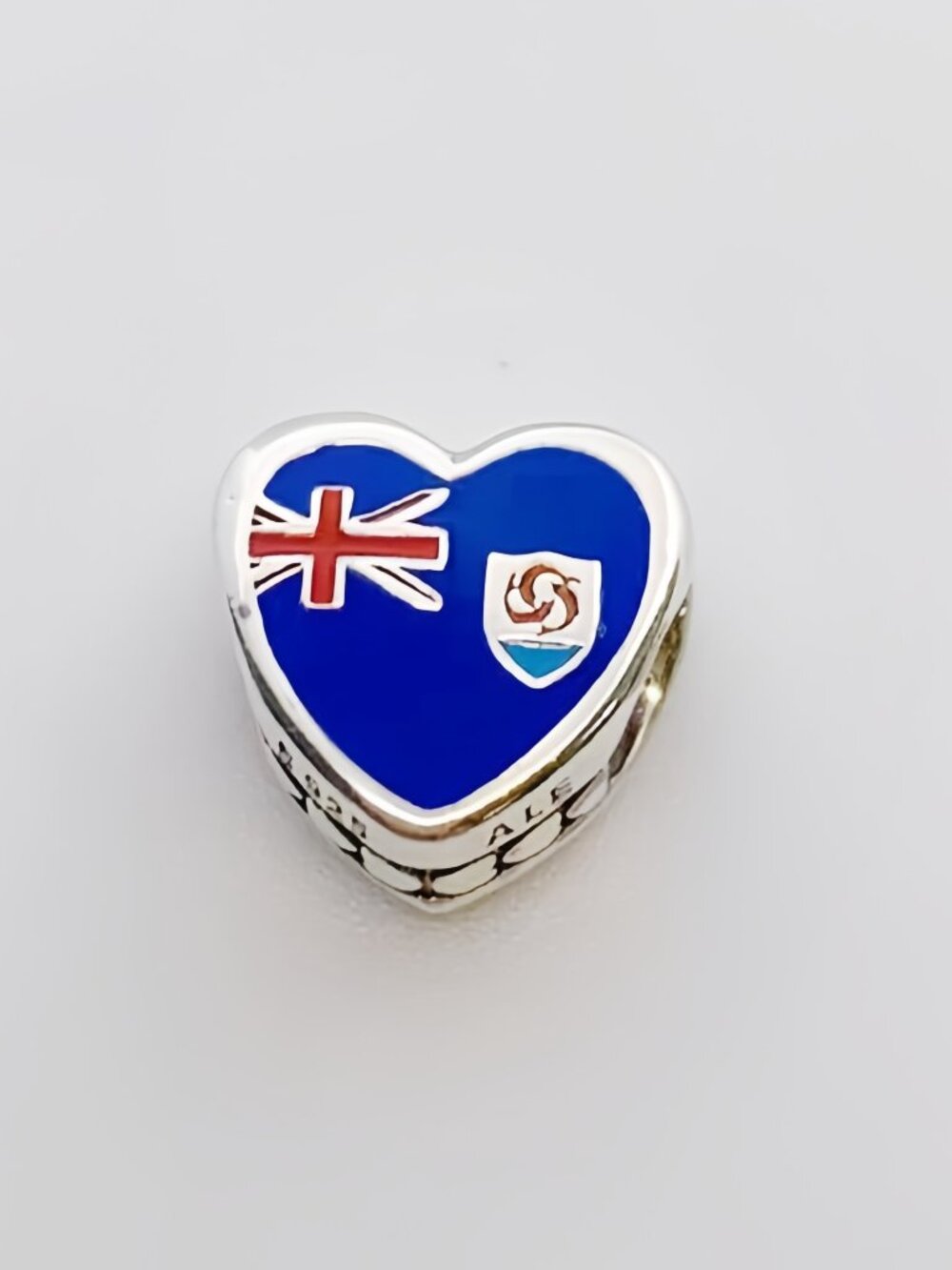 Pandora Anguilla Flag Heart Charm